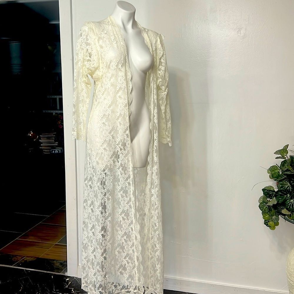 Olga vintage lace night gown robe